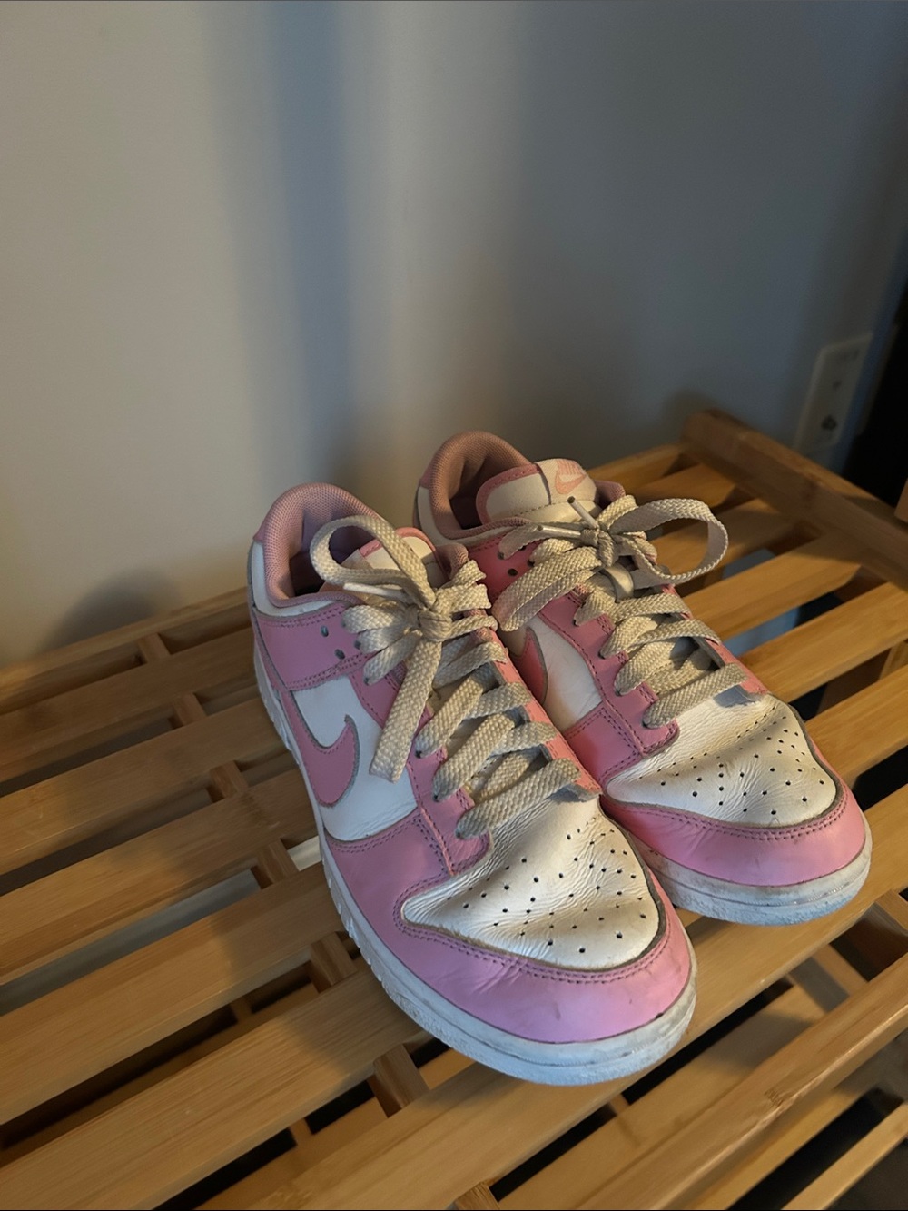 Nike Low-Top Sneakers in Pink and White